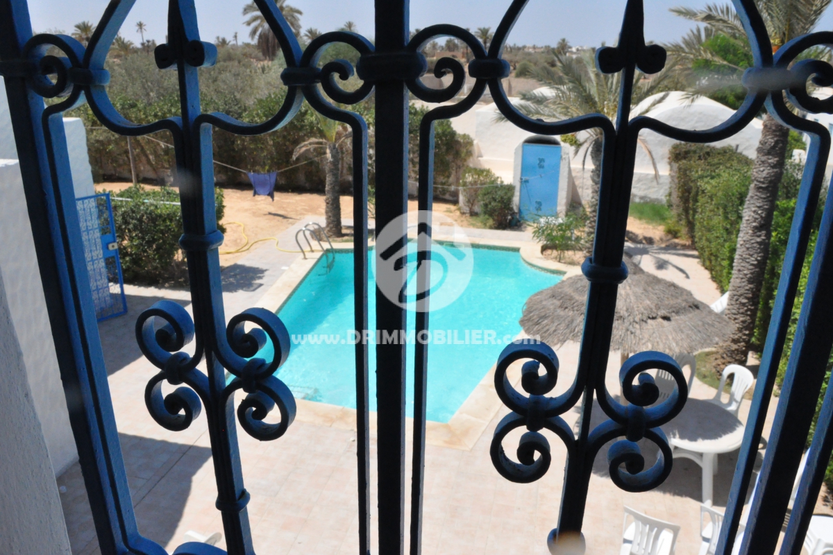 L 137 -                            Vente
                           Villa avec piscine Djerba